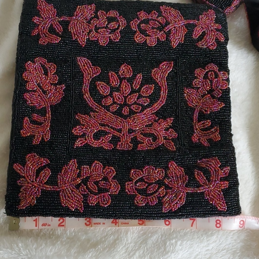 HP⚘Beaded Crossbody Bag - Picture 7 of 8